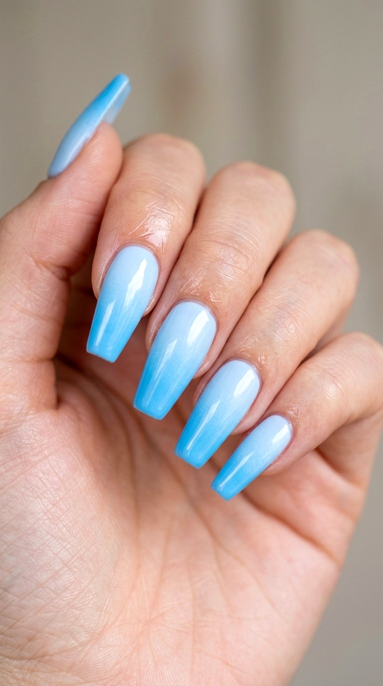 Baby Blue to Sky Blue Sponge Gradient - 28 Seamless Spring Ombre Nails