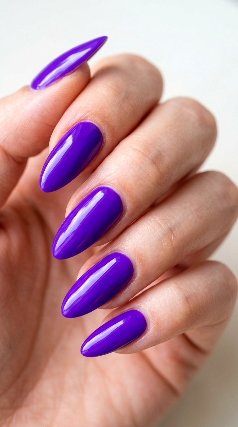 Bold Groovy Chick Purple - 28 Quick Spring Color Street Nails