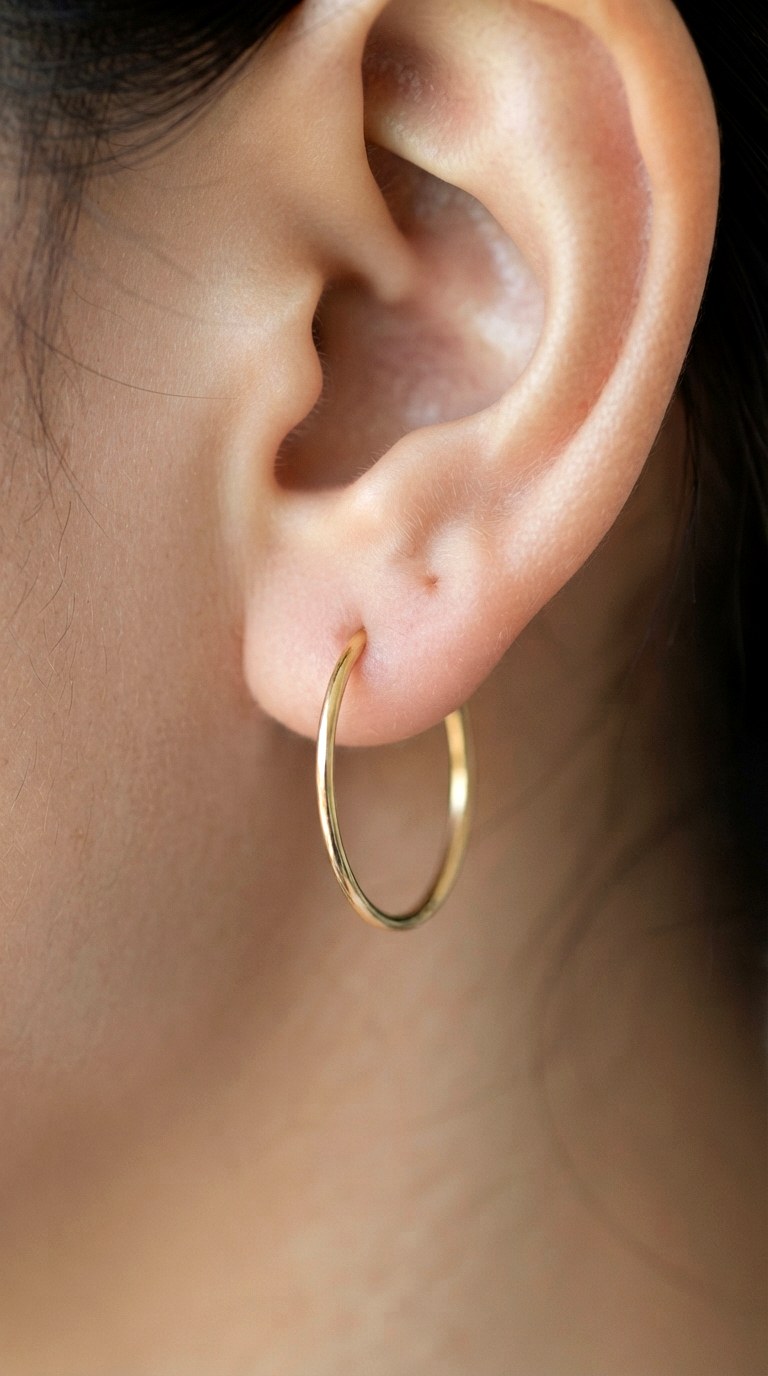 Double Piercing Hoop Flow - 26 gold hoops earrings