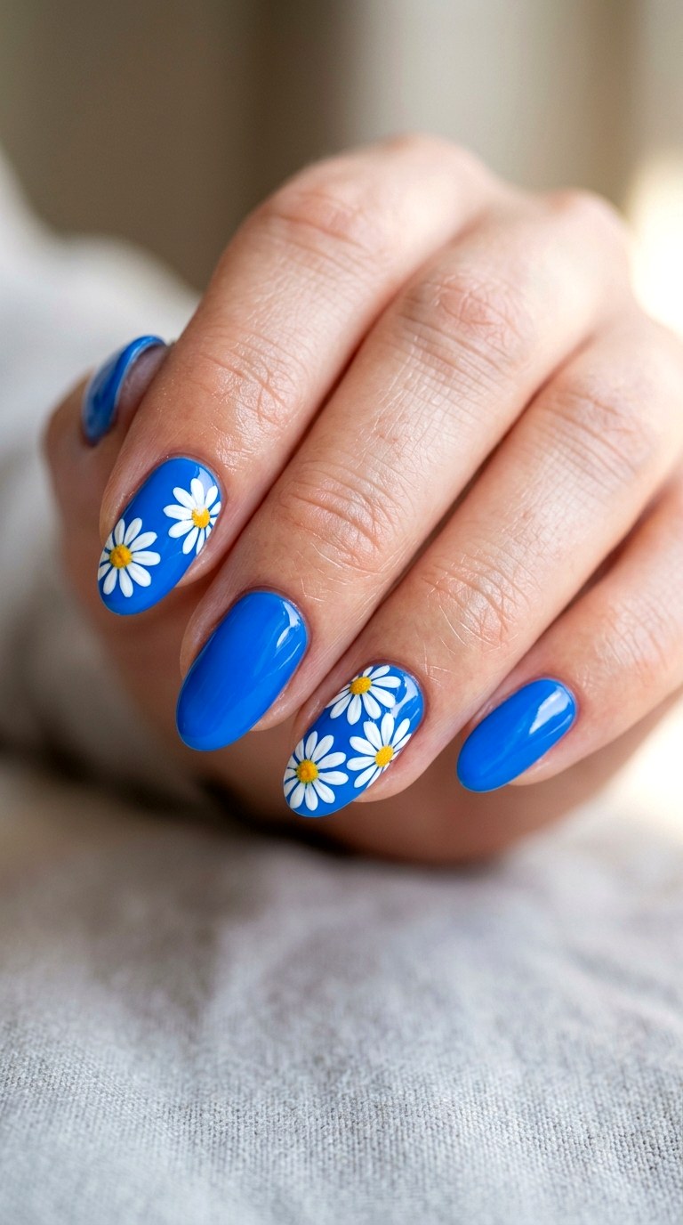 Electric Blue with Pure White Daisy Art - 30 Brunch Spring Two Colored Nails
