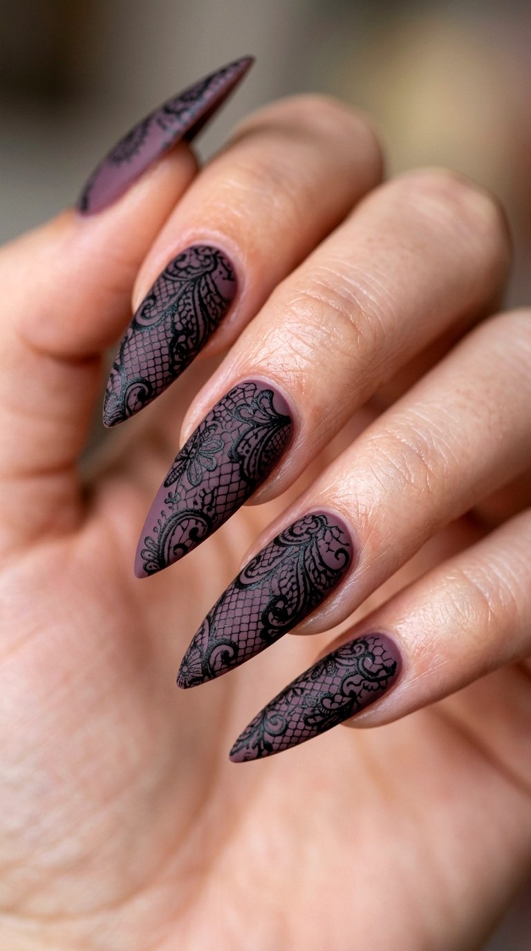 Gothic Lace Stiletto - 21 Edgy Spring Stiletto Nails