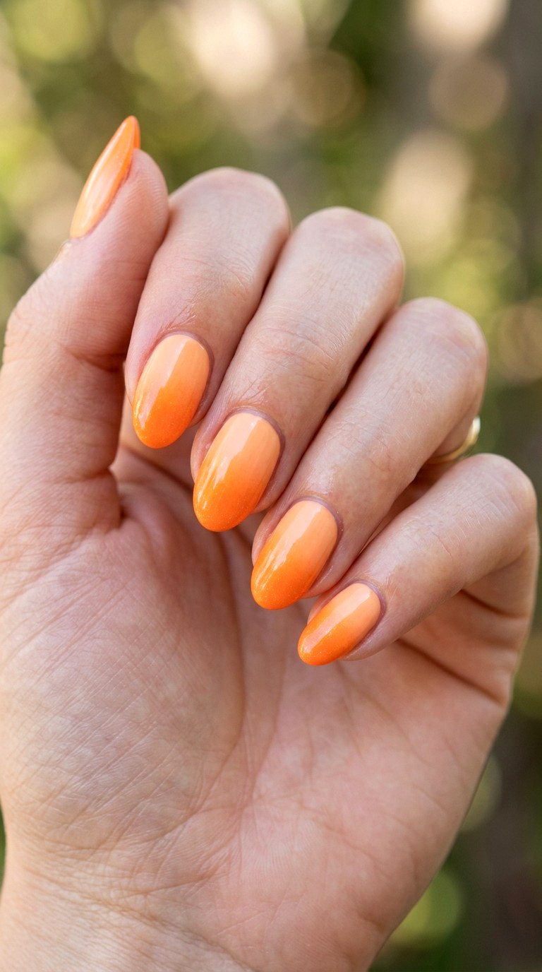 Soft Cantaloupe to Tangerine Fizz - 28 Seamless Spring Ombre Nails