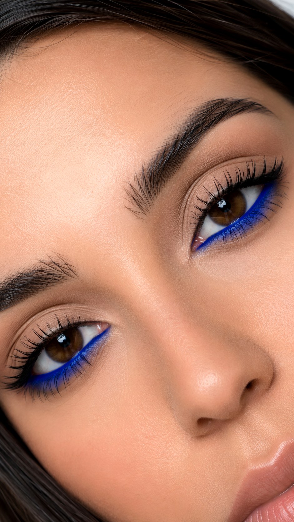 Cobalt Blue Waterline Pop - 24 Summer Eye Makeup Looks