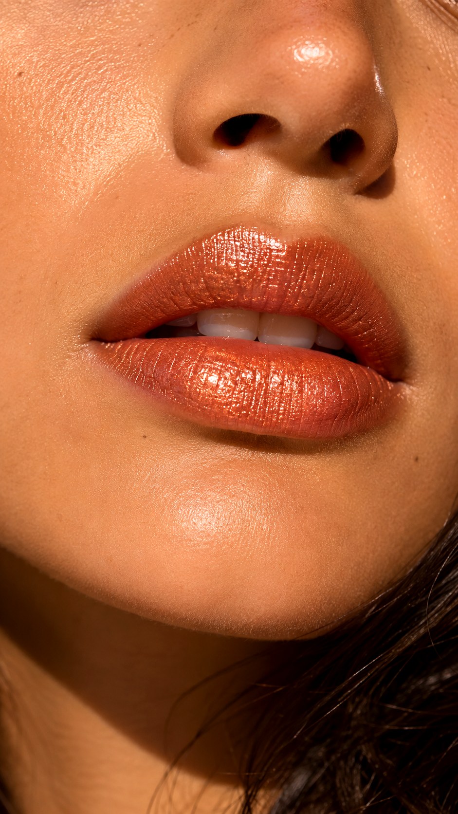Copper Shimmer Lip Tint - 25 Summer Trendy Lip Color Ideas