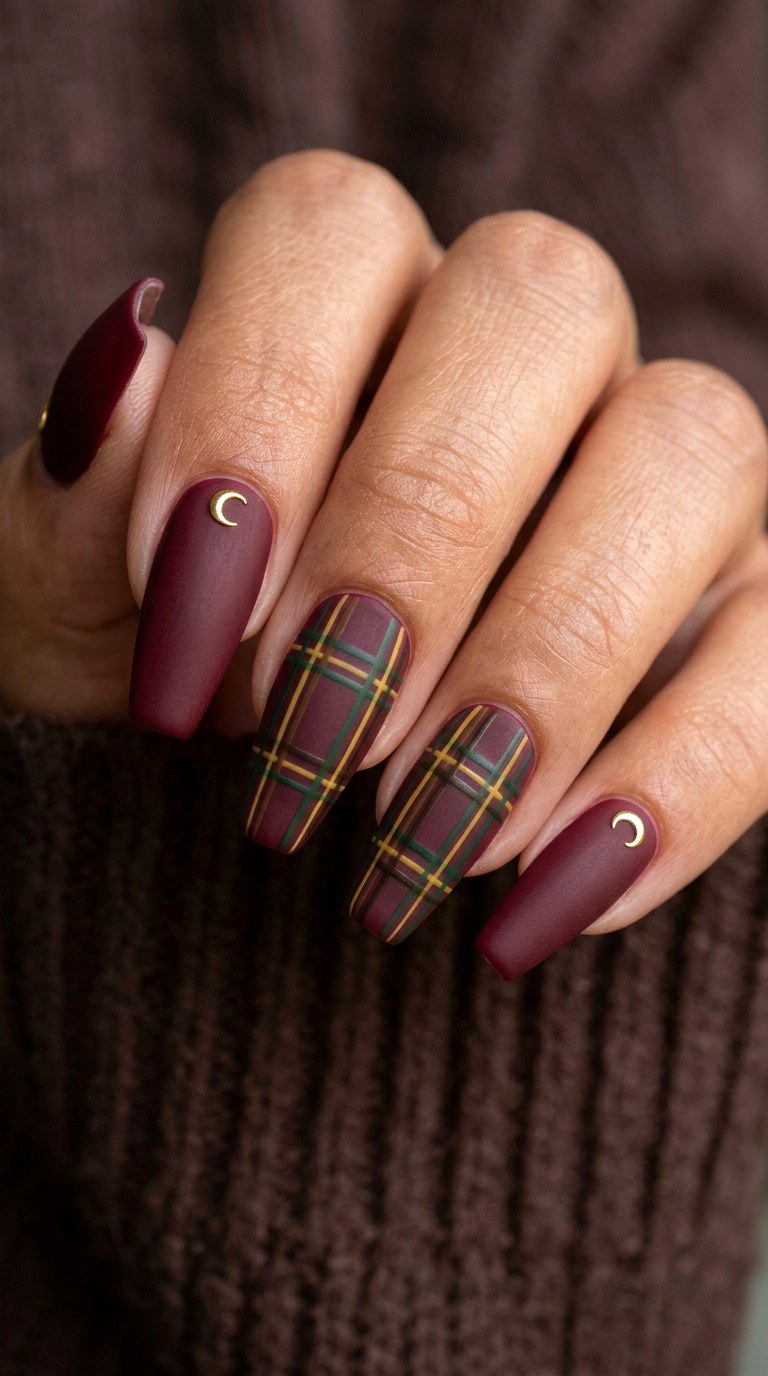 Dark Academia Plaid Patterns Nails - 24 teen nail art ideas