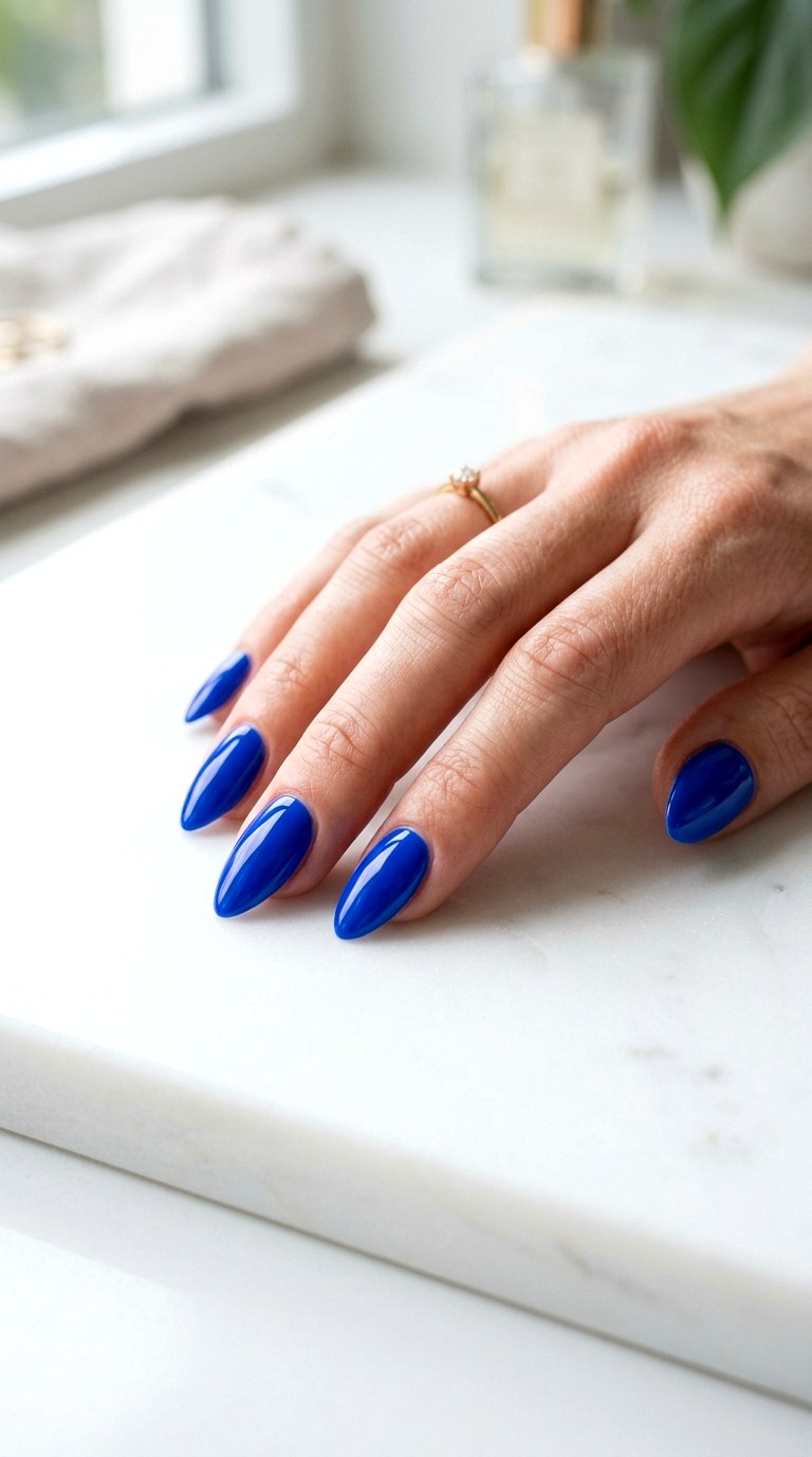 Electric Cobalt Blue Almond Nails - 22 bright blue nails