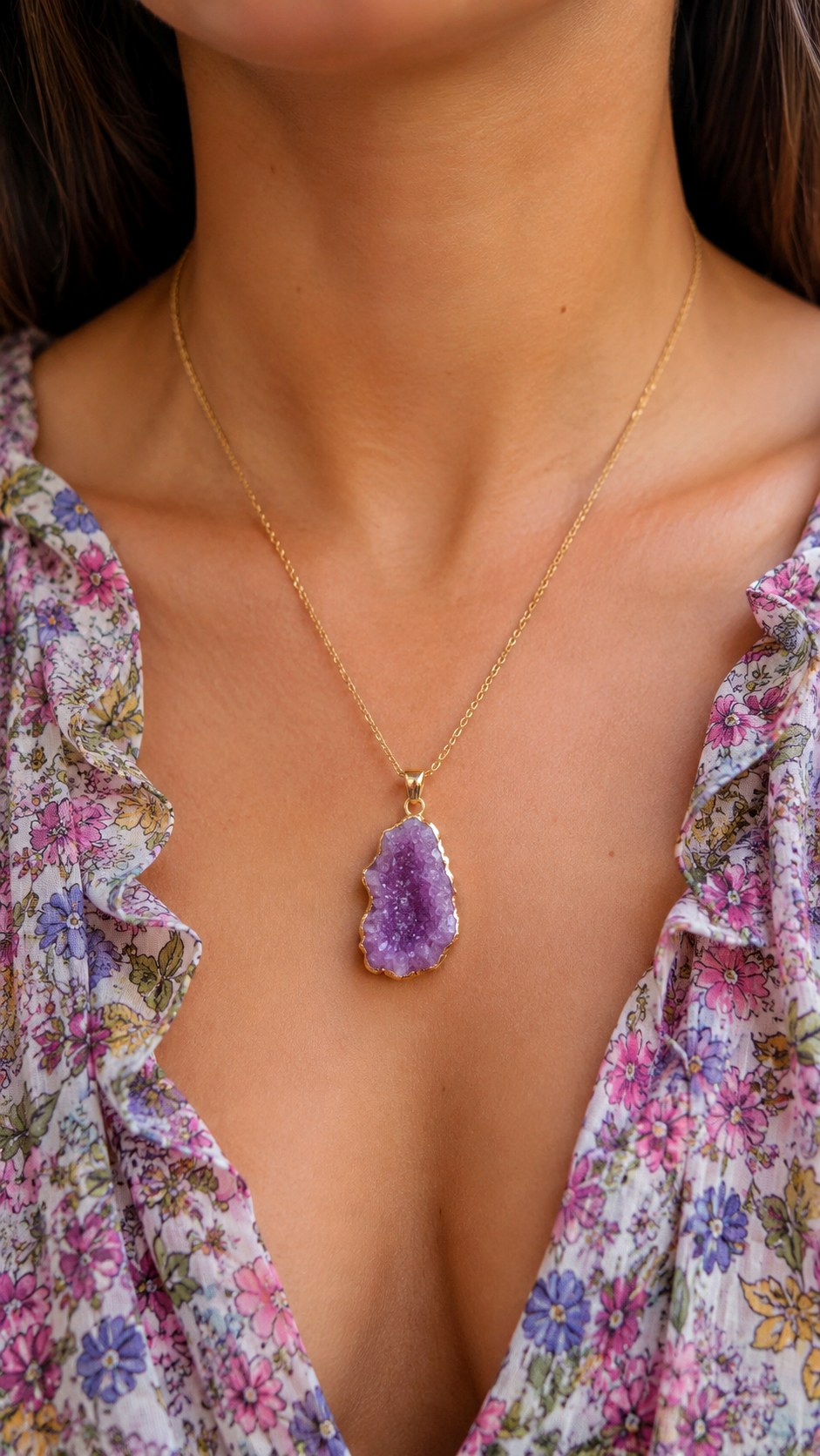 Lavender Amethyst Geode Pendant - 23 color jewelry ideas