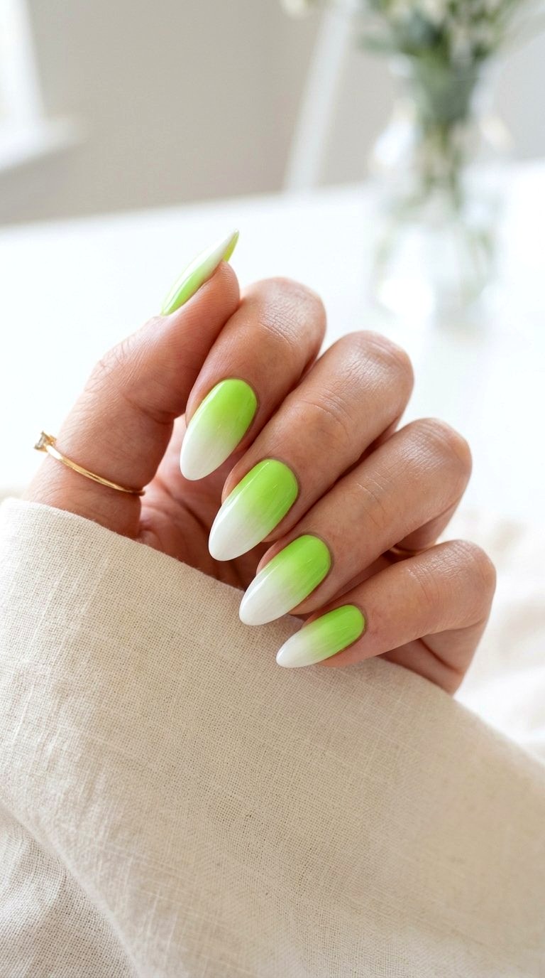 Lime Green Ombre Nails - 21 Lime Green Nail Ideas