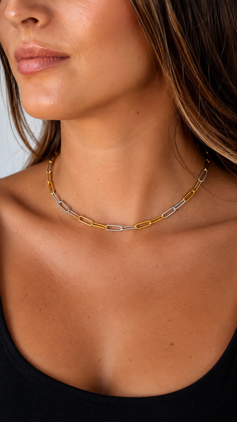 Mixed Metal Paperclip Chain Choker - 24 gold and silver jewelery ideas