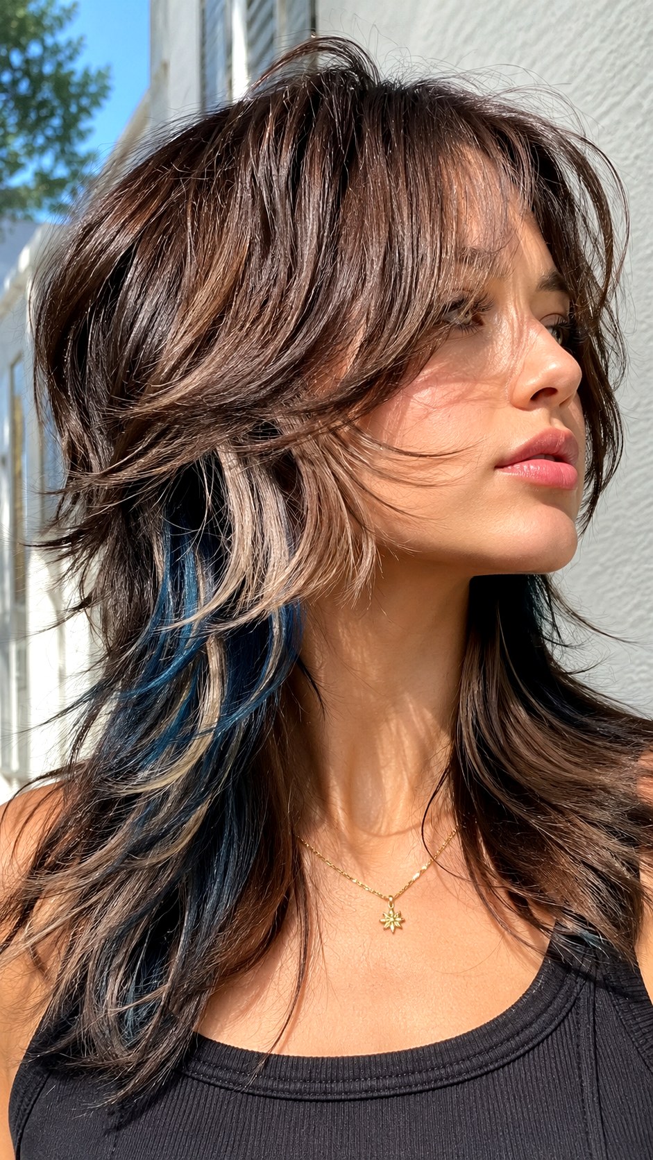 Peekaboo Highlights Wolf Cut - 21 unstyled wolf cut hairstyle ideas