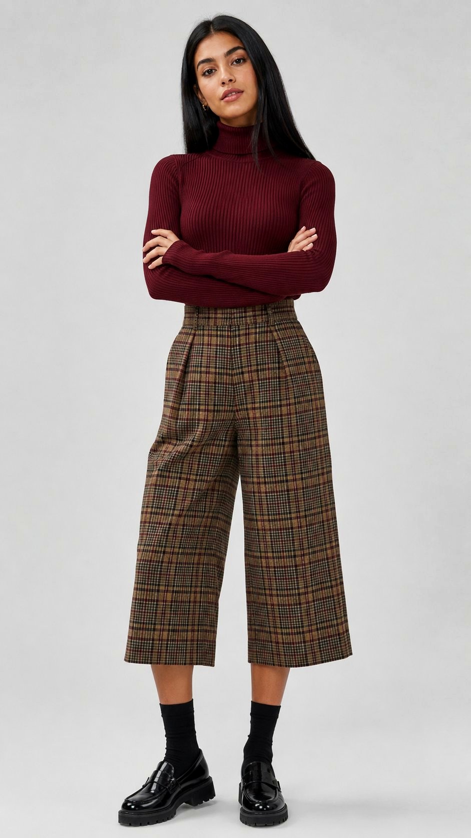 Plaid Culottes with Turtleneck Style - 23 printed pants style ideas