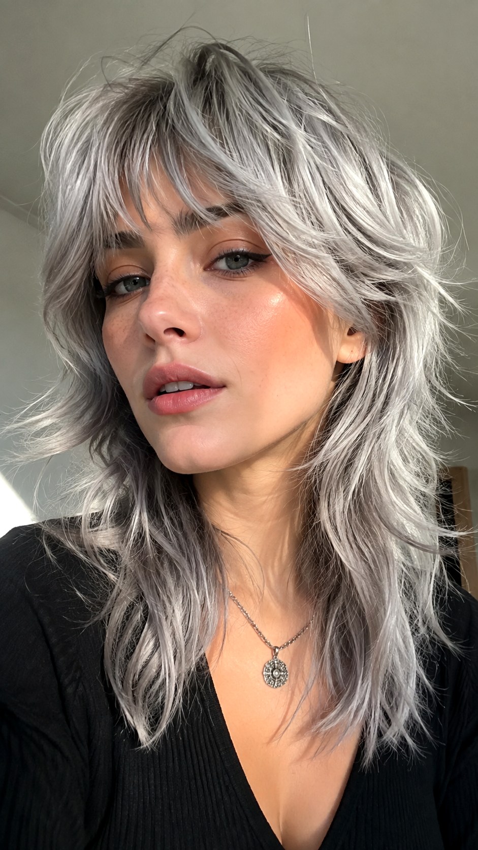 Silver Fox Wolf Cut Trend - 21 unstyled wolf cut hairstyle ideas