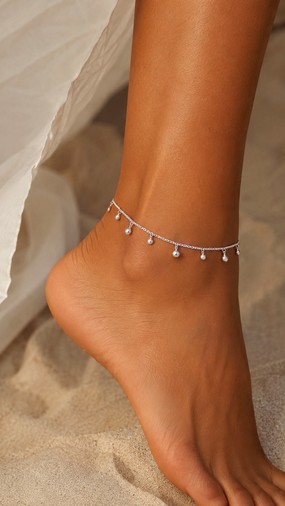 Silver anklets for tan skin - 23 silver jewelry skin tone ideas
