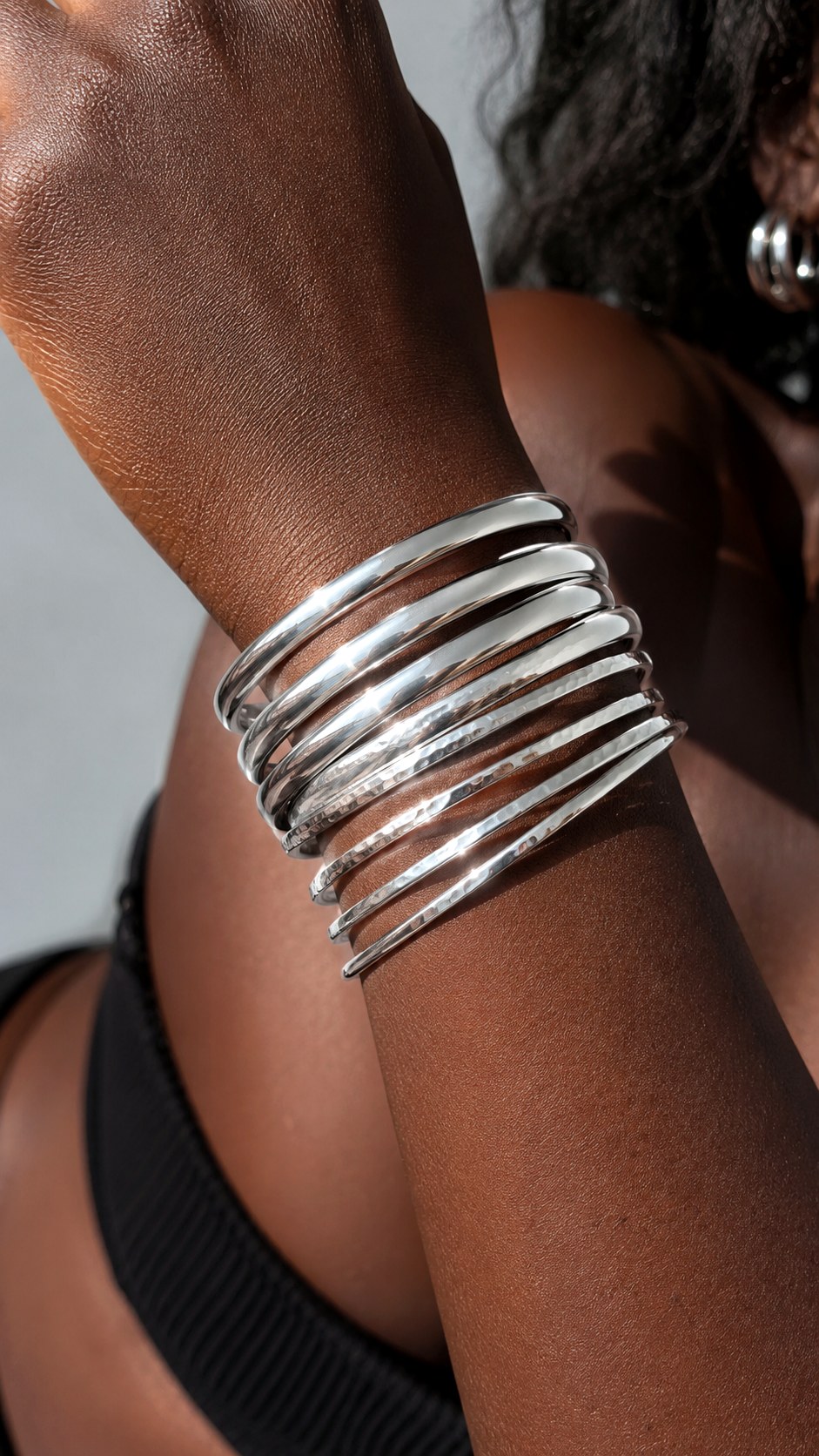 Silver bangles for deep skin - 23 silver jewelry skin tone ideas