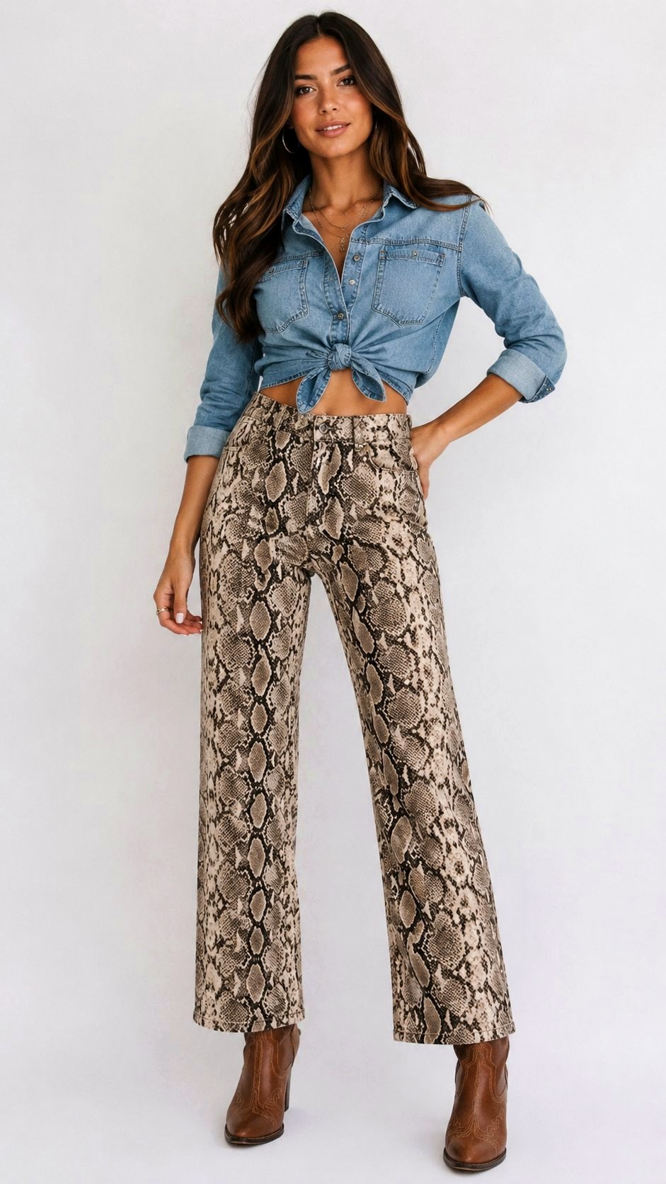Snake Print Pants with Denim - 23 printed pants style ideas