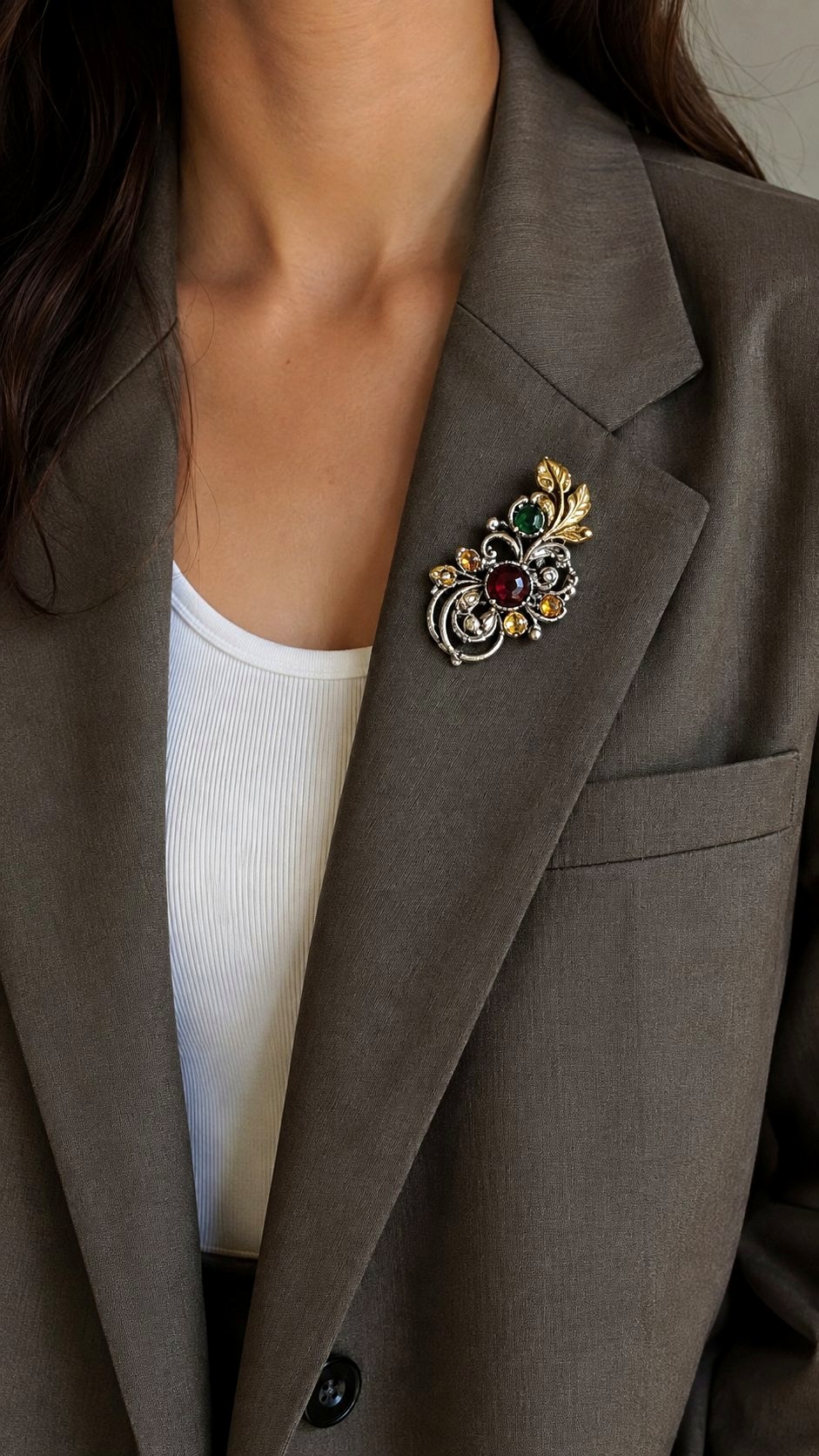 Vintage Mixed Metal Brooches - 20 mixing gold and silver jewelry ideas