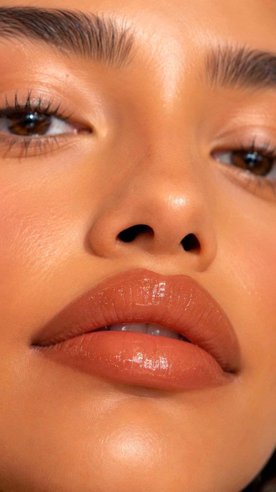 Warm Caramel Nude Lip Gloss - 20 Olive Skin Lip Color Looks