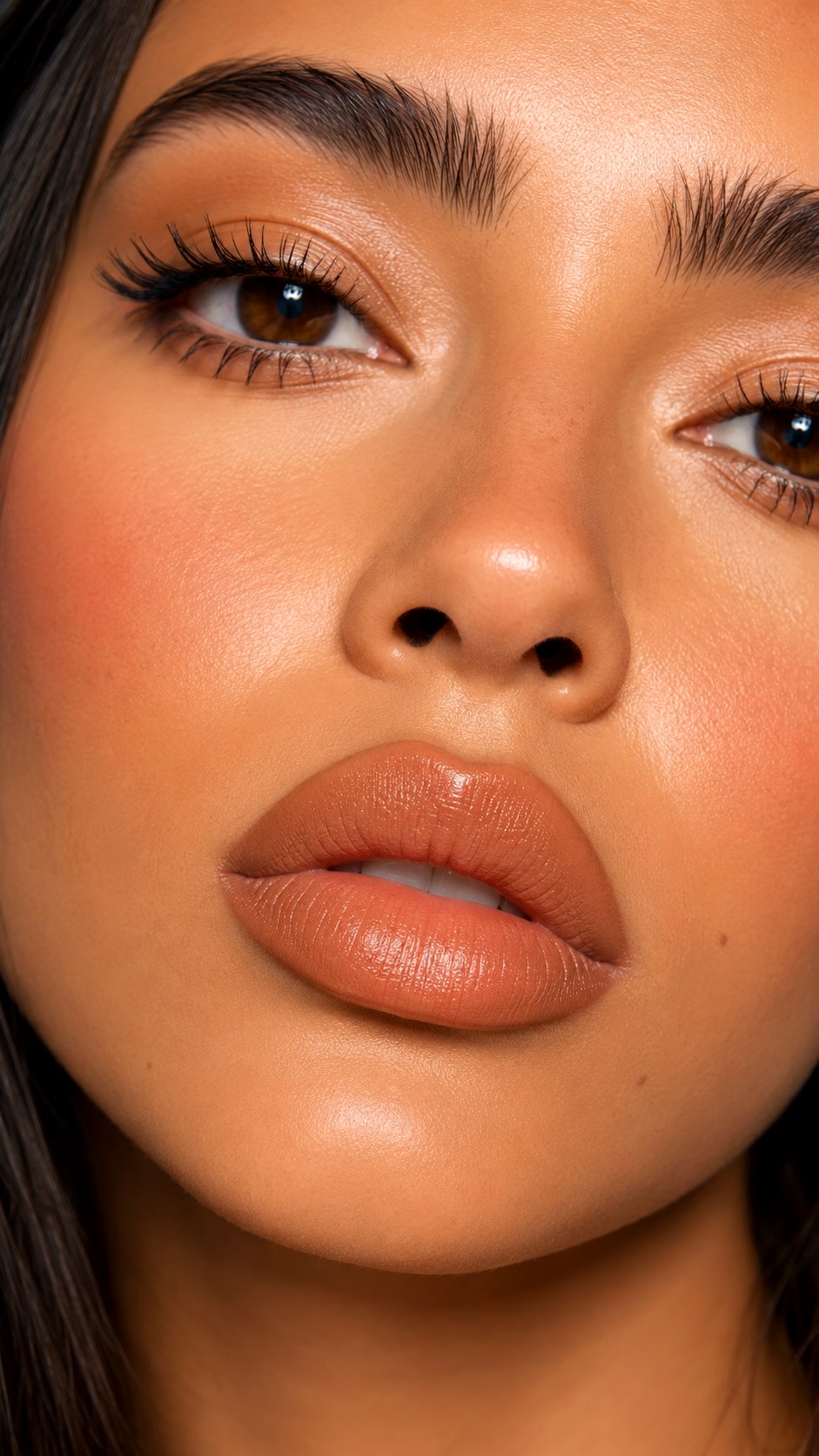 Warm Caramel Nude Satin Lips - 25 Summer Trendy Lip Color Ideas